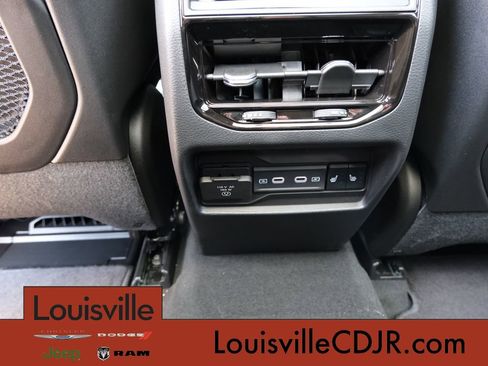 New 2026 Jeep Grand Cherokee Limited AWD/4WD image 28