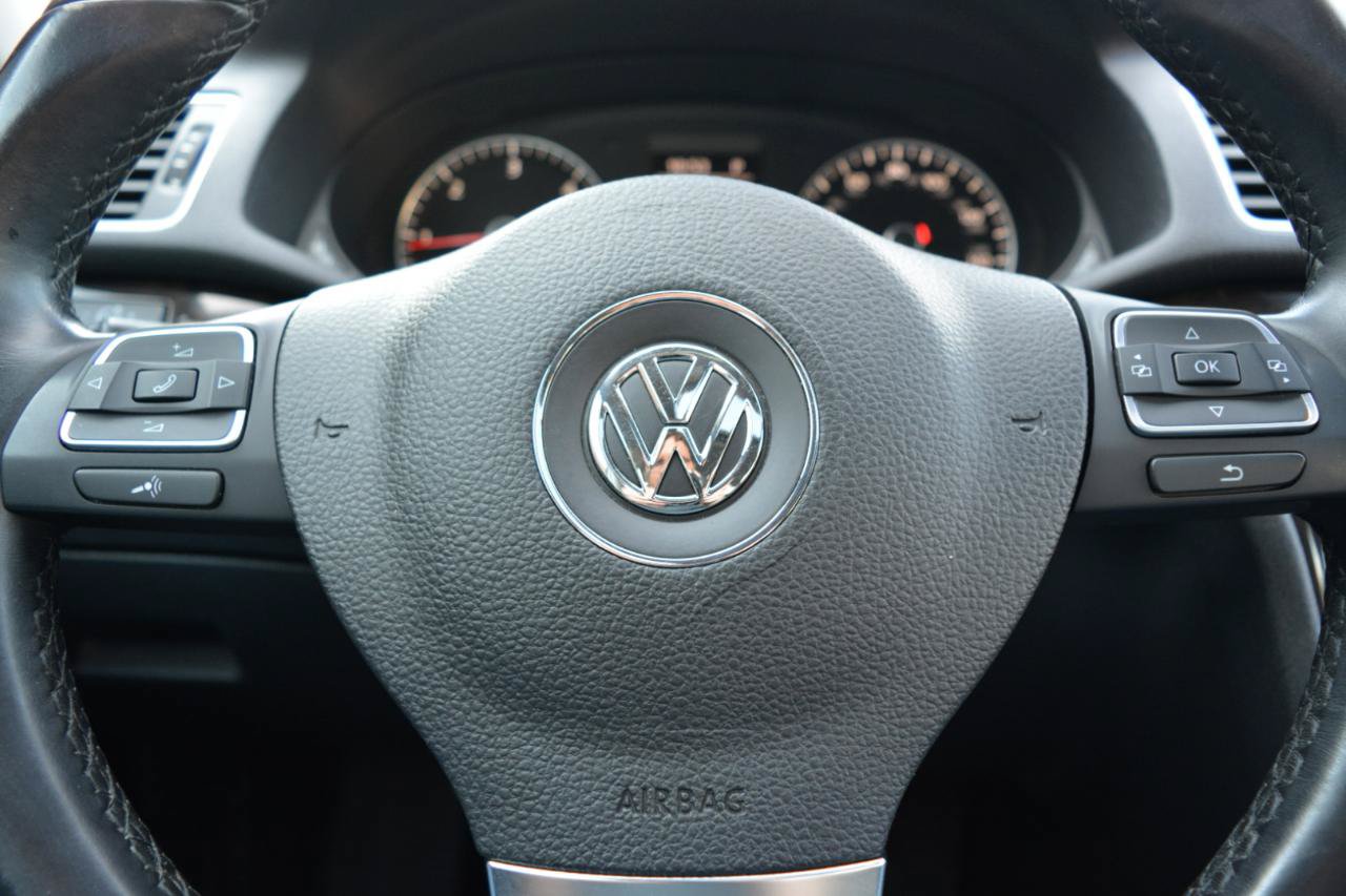 Used 2014 Volkswagen Passat TDI SEL Premium FWD image 20