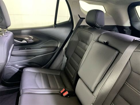 Used 2022 GMC Terrain Denali image 12