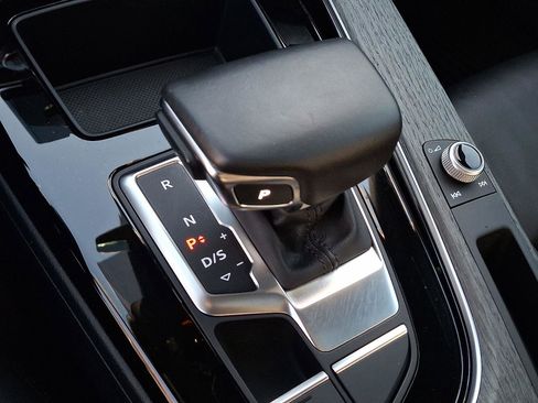 Certified 2023 Audi A4 2.0T Premium w/ Convenience Package image 15