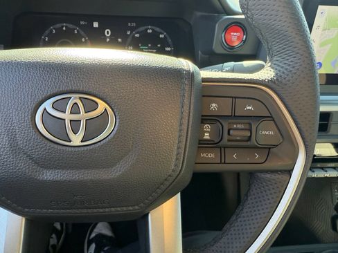 Used 2025 Toyota Tacoma PreRunner w/ TRD Prerunner Upgrade Package RWD image 18