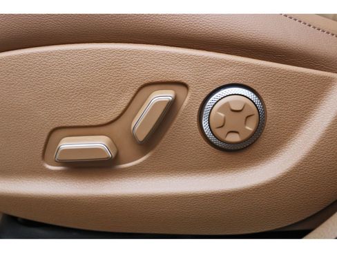 Used 2025 Genesis G80 2.5T Advanced image 30