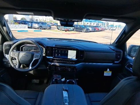New 2026 Chevrolet Silverado 1500 High Country w/ High Country Premium Package AWD/4WD image 12