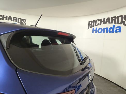 Used 2018 Nissan Rogue Sport S image 31