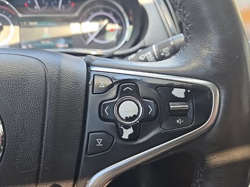 Used 2015 Buick Regal Premium w/ Experience Buick Package FWD image 42