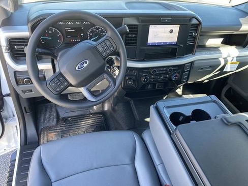 New 2026 Ford F550 4x4 SuperCab Super Duty image 11
