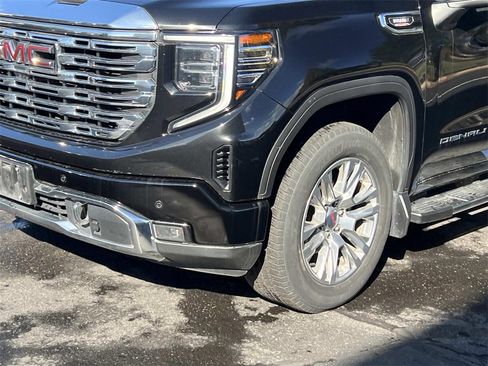 Used 2024 GMC Sierra 1500 Denali w/ Technology Package image 8
