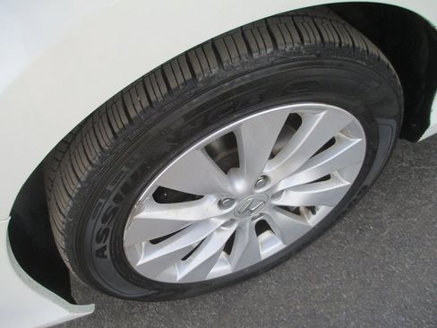 Used 2014 Honda Accord EX image 10