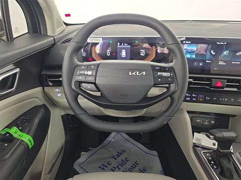New 2026 Kia Sportage EX image 15