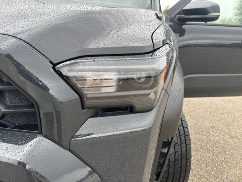 New 2026 Toyota 4Runner TRD Off-Road Premium AWD/4WD image 31