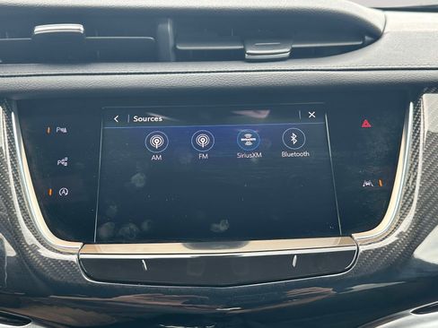 Used 2024 Cadillac XT6 Sport w/ Technology Package AWD/4WD image 11