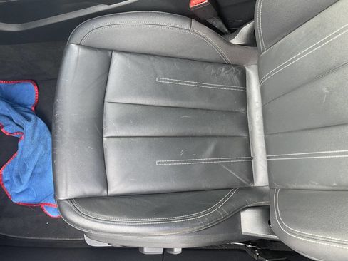 Used 2021 Audi A4 2.0T Premium w/ Convenience Package image 18