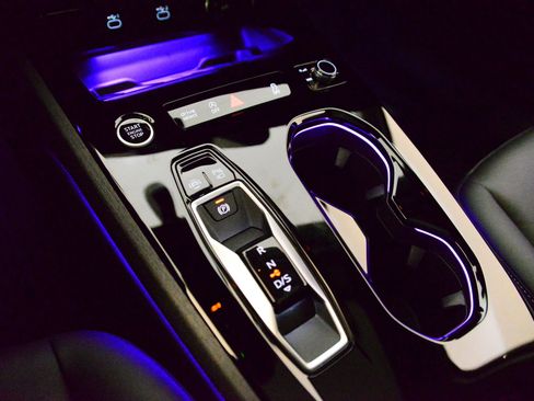 Certified 2025 Audi A5 2.0T Premium w/ Convenience Package image 28