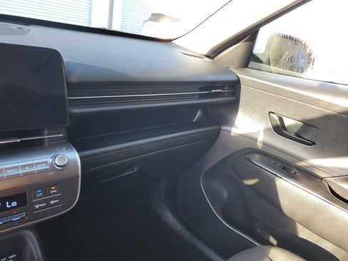 Used 2024 Hyundai Kona SEL FWD image 24
