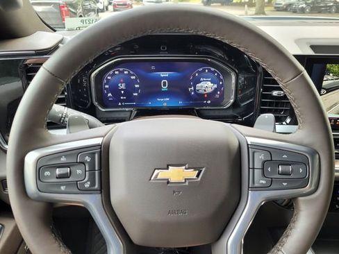 New 2026 Chevrolet Silverado 1500 LTZ w/ Z71 Off-Road Package AWD/4WD image 27