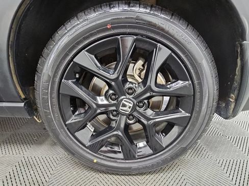 Used 2025 Honda HR-V Sport image 38