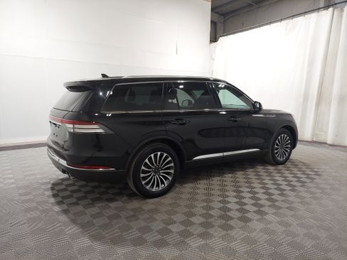 Used 2024 Lincoln Aviator Reserve image 3