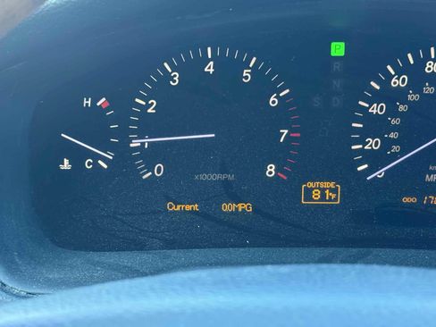 Used 2005 Lexus LS 430 RWD image 42