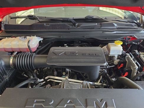 Used 2024 RAM 1500 Big Horn AWD/4WD image 27