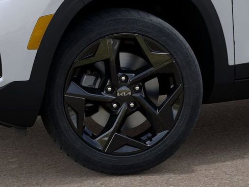 New 2026 Kia Seltos EX image 9