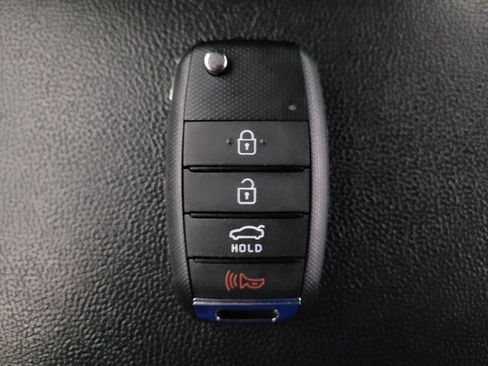 Used 2018 Kia Optima S FWD image 32