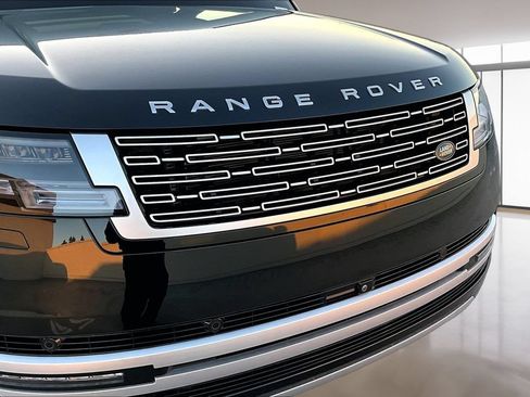 Certified 2024 Land Rover Range Rover Long Wheelbase Autobiography AWD/4WD image 33