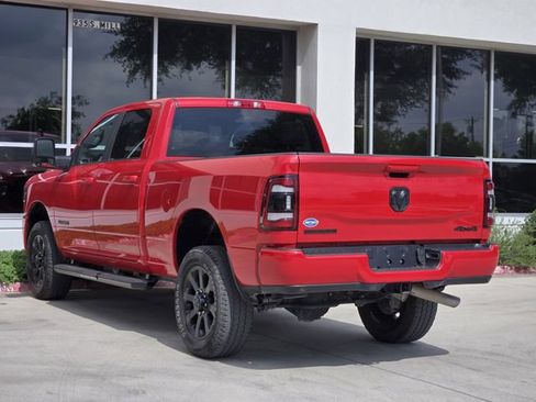 Used 2024 RAM 2500 Big Horn w/ Night Edition AWD/4WD image 5