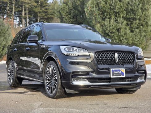 Used 2023 Lincoln Aviator Black Label w/ Dynamic Handling Package image 7