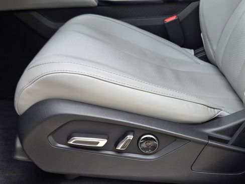 Certified 2026 Acura MDX w/ Technology Package image 24