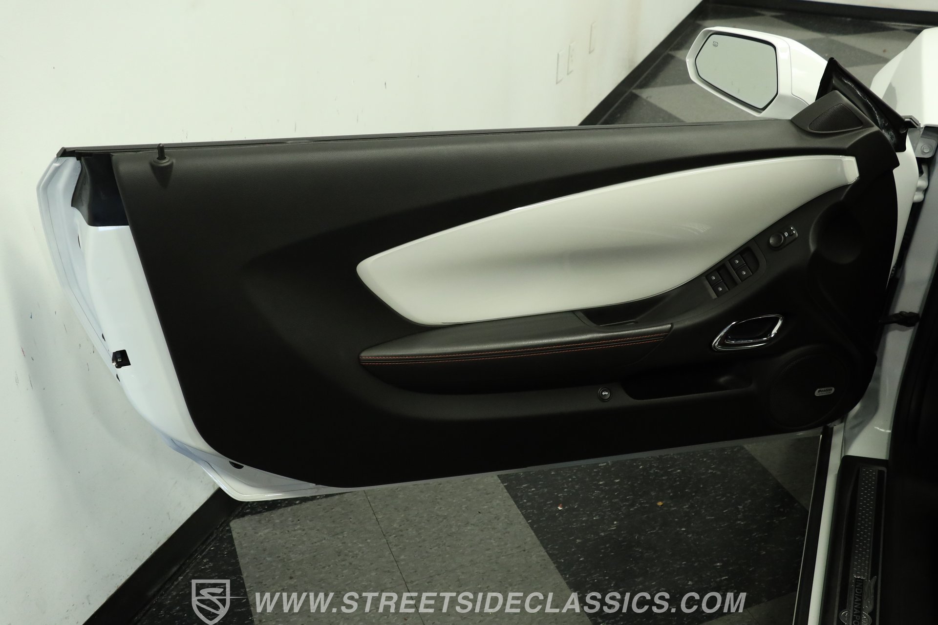 Used 2011 Chevrolet Camaro SS w/ RS Package RWD image 34