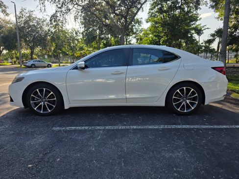 Used 2016 Acura TLX w/ Advance Package FWD image 3