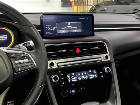 Used 2024 Genesis G70 2.5T w/ Sport Prestige Package image 14