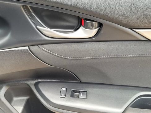 Used 2018 Honda Civic EX image 12