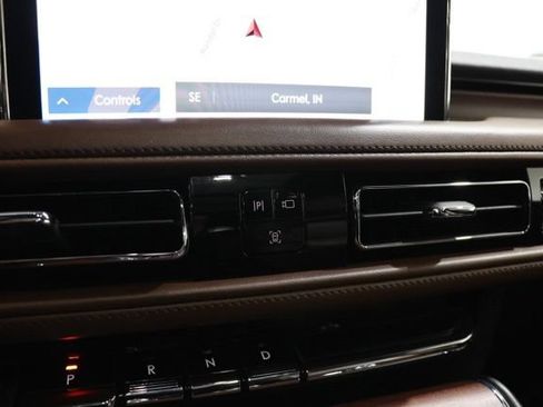 Used 2023 Lincoln Aviator Reserve w/ Equipment Group 201A AWD/4WD image 29