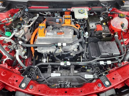 Used 2025 Cadillac Optiq Luxury 1 image 19