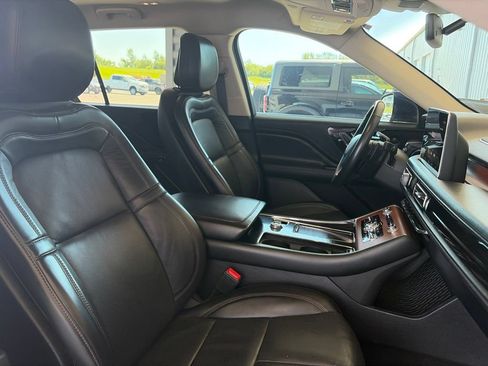 Used 2020 Lincoln Aviator Reserve w/ Class IV Trailer Tow Package AWD/4WD image 8