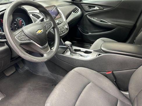 Used 2022 Chevrolet Malibu LS w/ Driver Confidence Package II FWD image 13