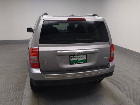 Used 2017 Jeep Patriot High Altitude AWD/4WD image 6