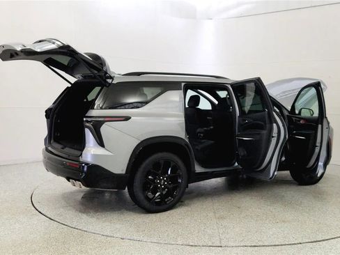New 2026 Chevrolet Traverse RS FWD image 12