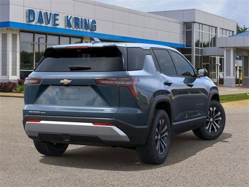 New 2026 Chevrolet Equinox LT image 4