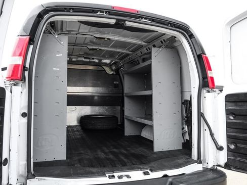 Used 2019 Chevrolet Express 2500 w/ Driver Convenience Package RWD image 45