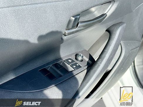 Used 2024 Toyota Corolla LE FWD image 20