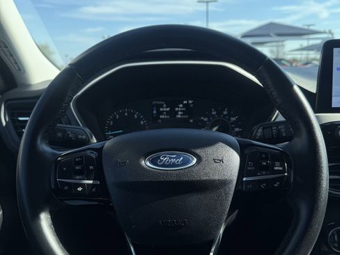 Used 2022 Ford Escape SEL image 22