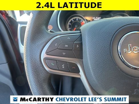 Used 2019 Jeep Cherokee Latitude w/ Popular Appearance Group image 26