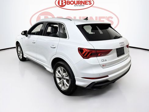 Used 2023 Audi Q3 2.0T Premium w/ Convenience Package AWD/4WD image 8