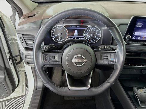 Used 2023 Nissan Rogue SV w/ SV Premium B Package AWD/4WD image 12