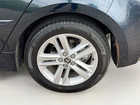 Used 2019 Toyota Corolla SE FWD image 28