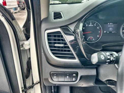 Used 2022 Kia Seltos EX AWD/4WD image 17