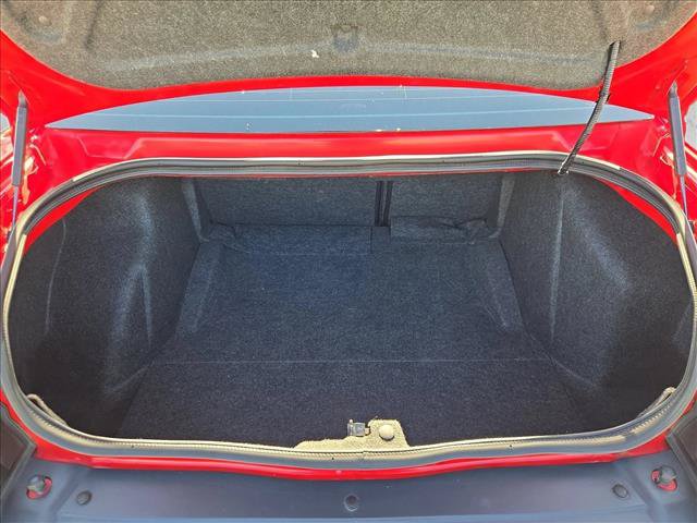 Used 2015 Dodge Challenger SRT Hellcat RWD image 6