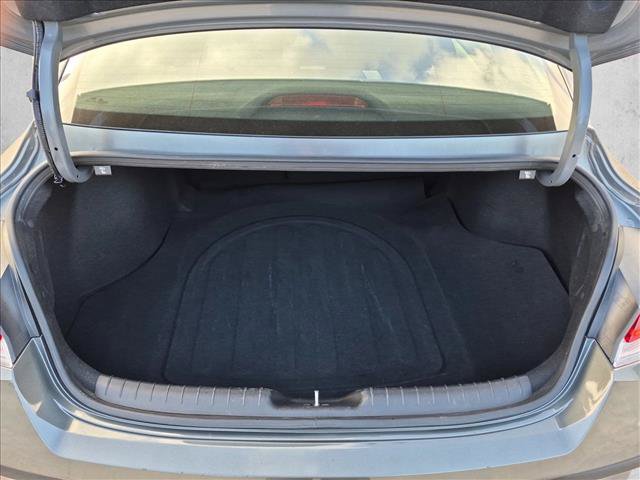 Used 2025 Hyundai Elantra SEL FWD image 6